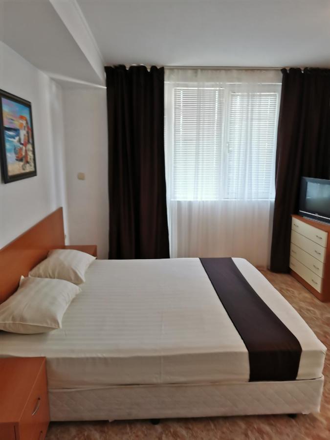 Jelezchevi Guest Rooms Primorsko Exterior photo