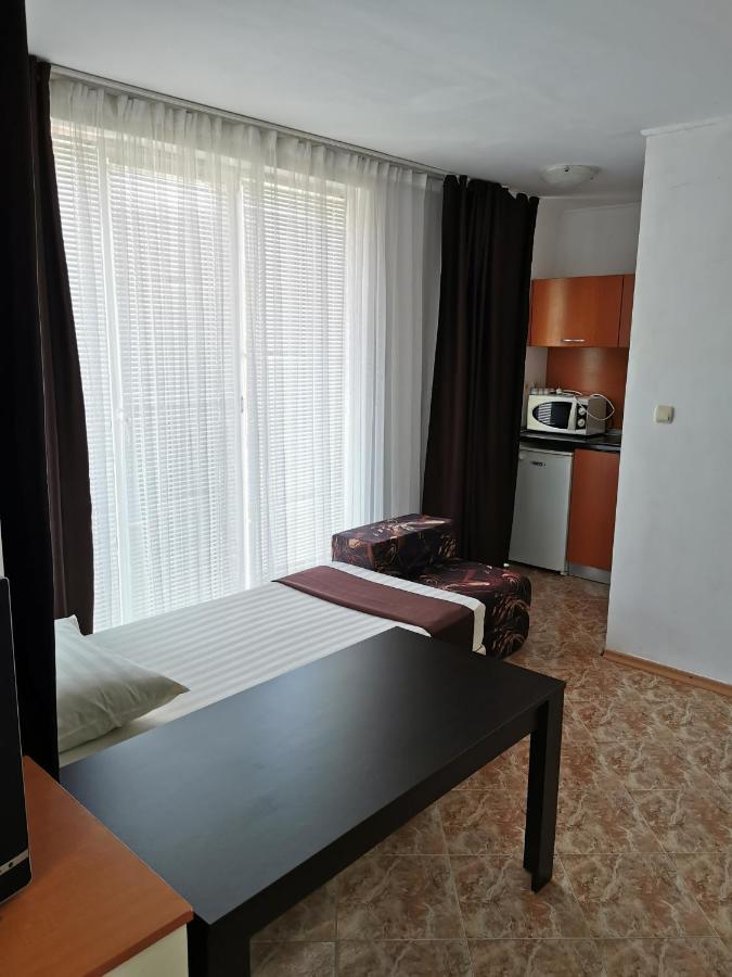 Jelezchevi Guest Rooms Primorsko Exterior photo