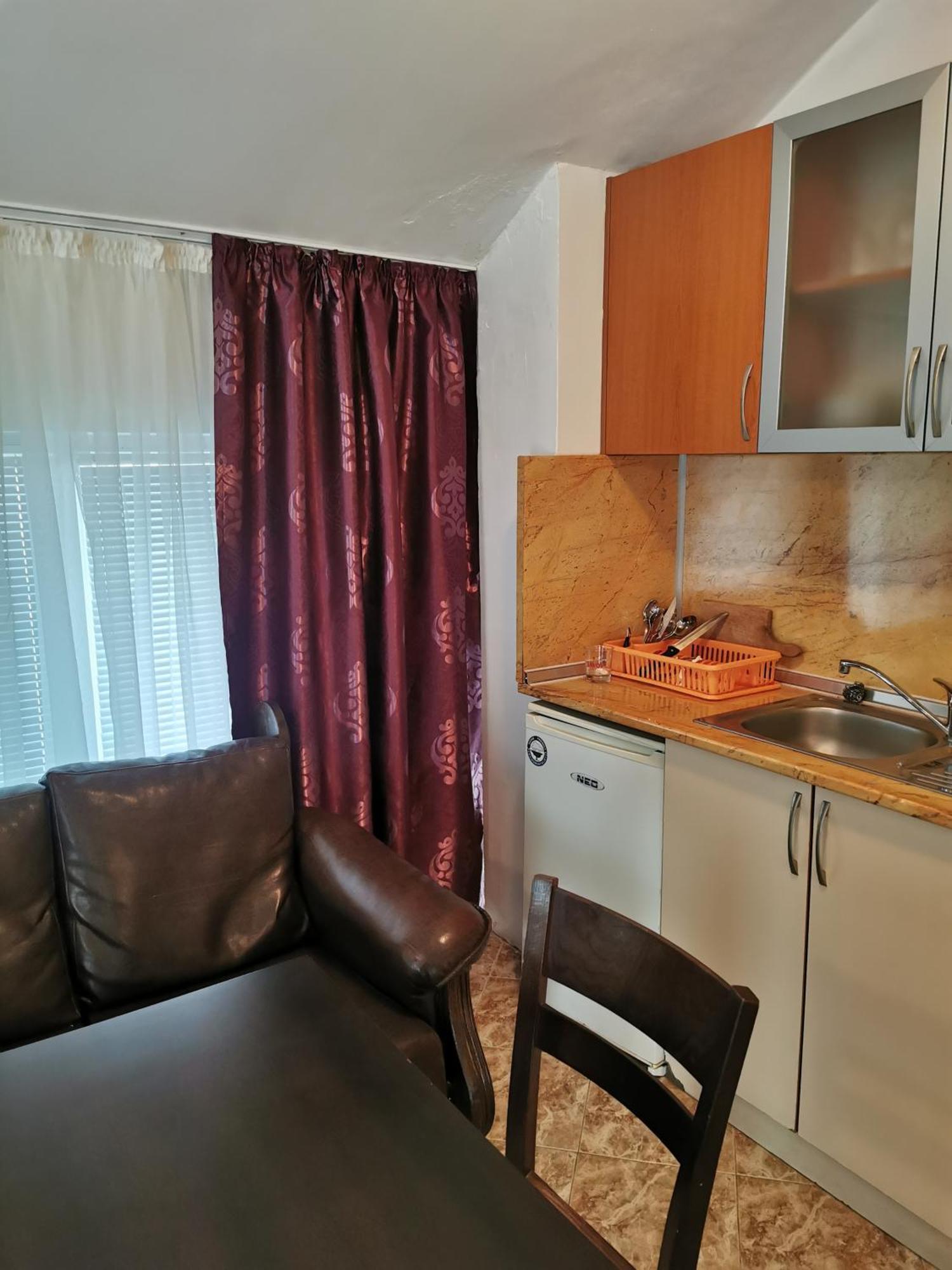 Jelezchevi Guest Rooms Primorsko Exterior photo